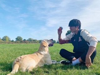 サッカー日本代表・原口元気選手の犬愛が凄い！　幼い頃から犬と練習