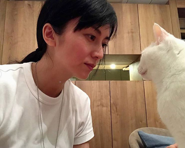 柴咲コウ、元保護猫の愛猫は「若い頃の自分のよう」 生き物をリスペクトする暮らしとはの画像1